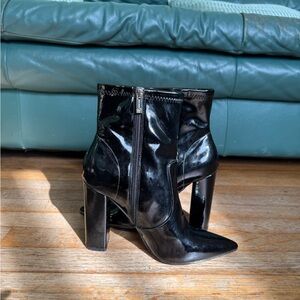 Jessica Simpson Shiny Black Heeled Boots